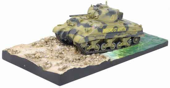 Dragon Models 1/ 72nd Scale Armor Sherman Mk.III "A" Sqd. Royal Wiltshire Yeomanry, Syria 1943 w/Diorama Base #60381