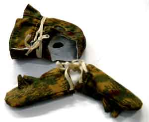 DID Loose 1/6 WWII German Winter Hood & Winter Mittens (Water-Tan) #DID1-U202