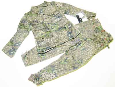 Dragon Models Loose 1/6th Scale WWII German M44 HBT PeaDot Camo Tunic w/trousers, Panzergrenadier "Totenkopf" #DRL1-S606