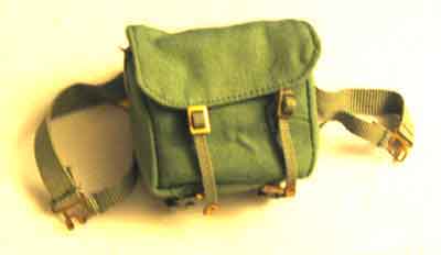 Dragon Models Loose 1/6th Scale WWII British M37 Haversack (OD) new style metal ends #DRL2-P203