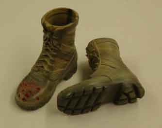 Dragon Models Loose 1/6th Scale Modern Military Boots (Desert-Molded-Panama Sole, flat paint weathering, blood weathering) #DRL4-B102
