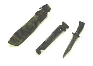 Dragon Models Loose 1/6th Scale Modern Military British Bayonet w/DPM Cover #DRL4-K503