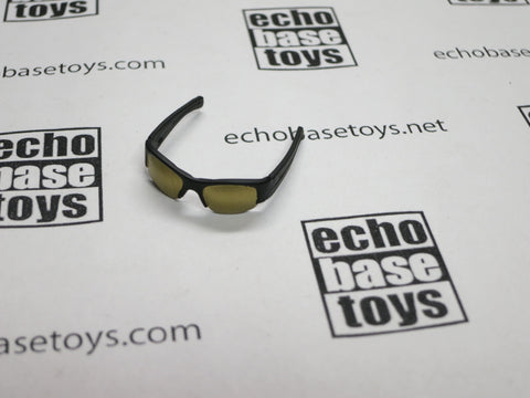 FLAG SET Loose 1/6th Sunglasses Kaenon Style (Black/Gold) Modern Era #FSL4-A131