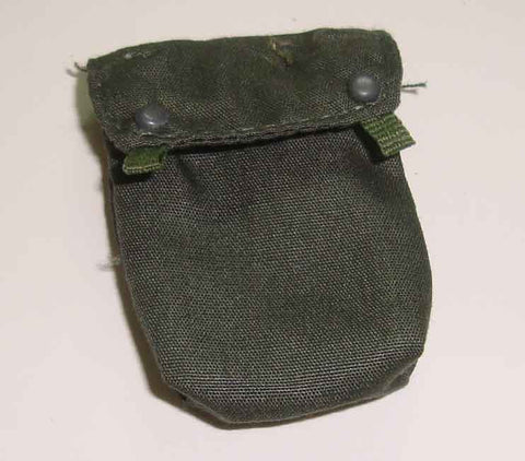 Dragon Models Loose 1/6th Scale WWII German Gas Mask Cape (Green) "working" #DRL1-A171