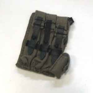 Dragon Models Loose 1/6th Scale WWII German MP40 Ammo Pouch (left side) Green cloth Black rough straps #DRL1-P119