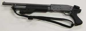 Dragon Models Loose 1/6th Scale Modern Military Mossberg M500 Shotgun (Shorty) w/Tactical Light # DRL4-S404