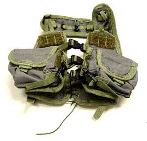 Dragon Models Loose 1/6th Scale Modern Military SOE Style Vest w/SAW Pouches (OD) #DRL4-Y702