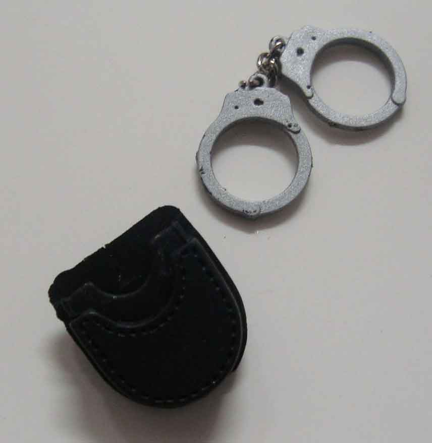 Dragon Models Loose 1/6th Scale Modern Law Enforcement Handcuffs w/Pouch no flap #DRL7-P109