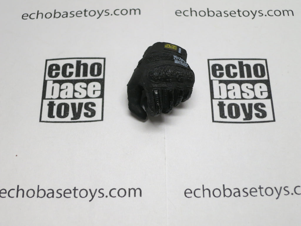 DAM Toys Loose 1/6th Gripping Gloved Hands (Black Mechanix gloved left hand)   #DAMNB-H101