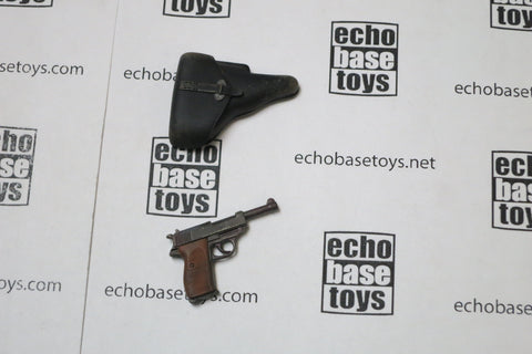 Dragon Models Loose 1/6th Scale WWII German Walther P38-black weathered w/"weathered" Holster (Black) #DRL1-W021