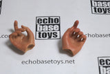CC Toys Loose 1/6th Scale Hands (Pair,Trigger) #CCT4-HD001