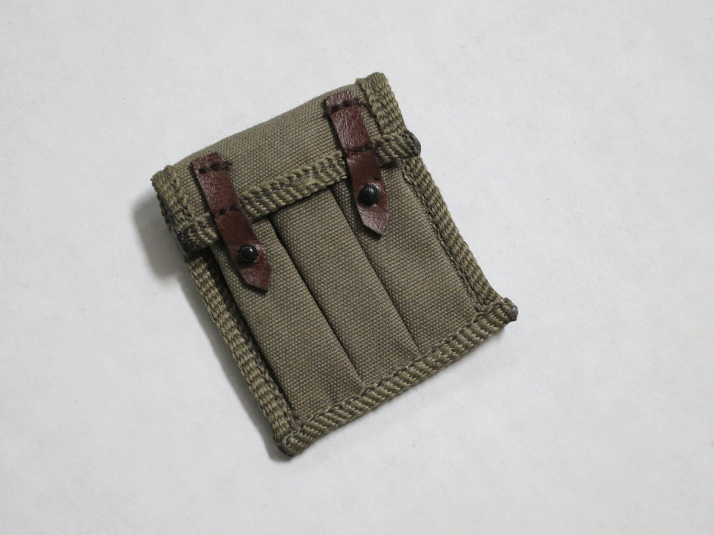 TOYS CITY Loose 1/6 WWII Russian PPSH-41 Ammo Pouch (Fabric, Leather Straps) #TCL5-P100