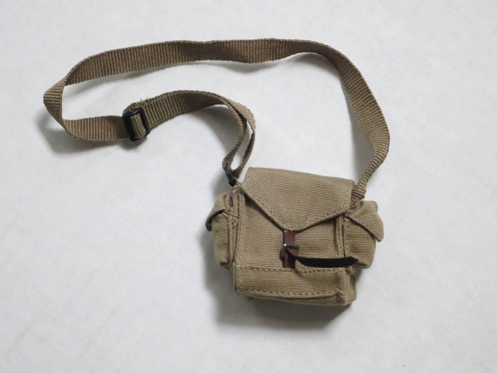 TOYS CITY Loose 1/6 WWII Russian Gas Mask Pouch (Khaki,Fabric) #TCL5-P500