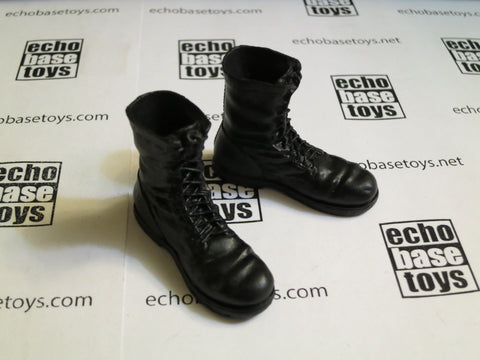 TOYS CITY Loose 1/6 WWII German Boots - FJ 2nd Pattern (Black, Plastic) #TCG1-B300