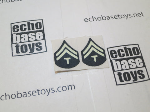Dragon Models Loose 1/6th Scale WWII US " Technician Fourth Grade " Shoulder Rank Insignia (Pair) #DRL3-A505