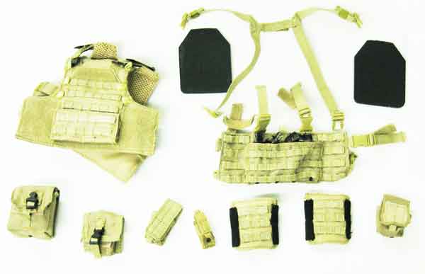 Play House Loose 1/6th Scale Modern Hugger Plate Carrier (Tan,w/Chest Rig) #PHL4-Y103