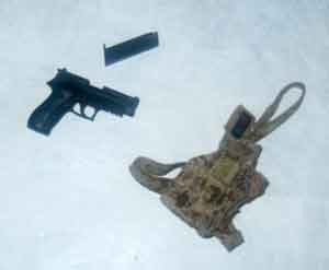 Soldier Story Loose 1/6th SIG P226 Hand Gun (w/Holster) #SSL4-W054
